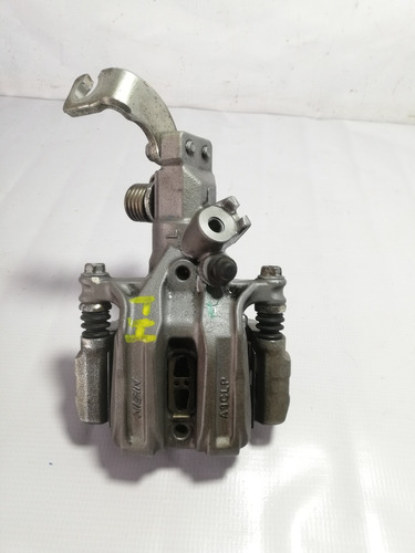 Caliper Trasero Izquierdo Suzuki Kizashi 2.4 Mod 10-16 Origi