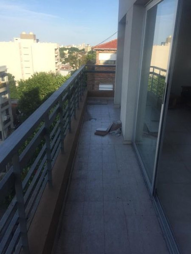 Imagen 3 de 13 de Departamento En Venta En Caseros