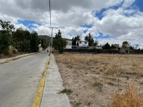 Vendo Terreno En Esquina A 2 Cuadras Del Centro De Epazoyucan