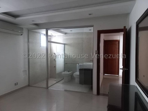 Imagen 17 de 29 de Hermosa Casa Unifamiliar, Moderna, Con Cocina Semiequipada En Trigal Norte, Pisos De Porcelanato, Area De Bar Con Aire Splitt Que Abarca Para La Sala Patio Confortable, Ubicada En Calle Cerrada