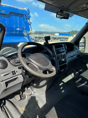 Iveco Daily Chasis 3.0 35S14 3450 Cab. Simples 2P