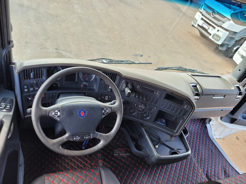 Scania R 440 6x4 Ano 2013/14 Com Retarder