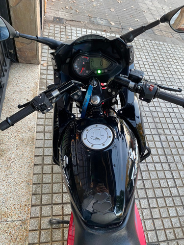 Bajaj Rouser 220 F