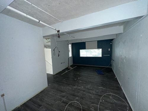 Local Comercial En Renta, Planta Baja En San Pedro Garza García Zona Tampiquito