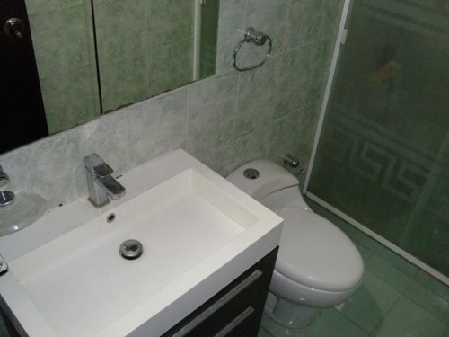 Imagen 21 de 24 de Rentahouse Carabobo Vende Townhouse Urb Valles De Camoruco Cod 22-4328 Forg