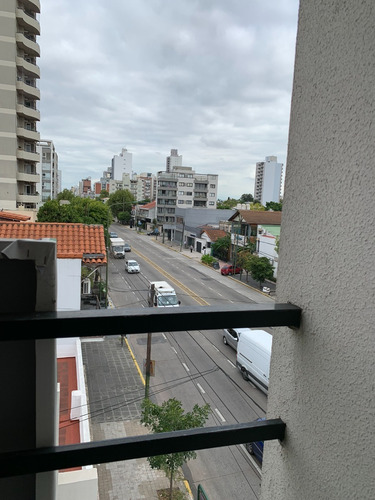 Imagen 11 de 13 de A Estrenar!! Semipiso Con Balcon De 55 M2