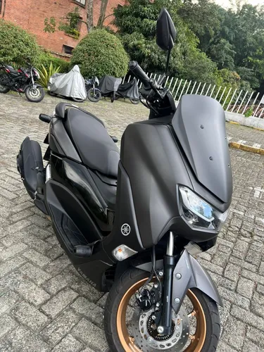 Nmax Connect
