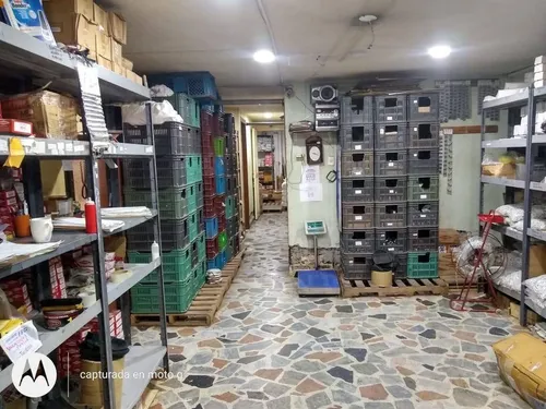 Vendo Casa Bodega Marsella $900 Millones. Permuto Por Menor Valor. Propongan
