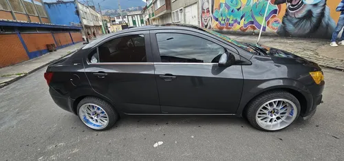Chevrolet Sonic 1.6 Lt 5 p