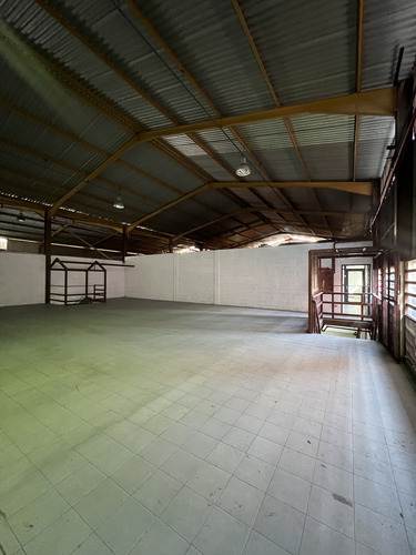 Galpón En Venta En Guaicay (las Minas De Baruta) 3499 Mts2