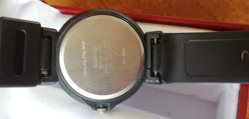 Reloj Casio Quartz (Usado)