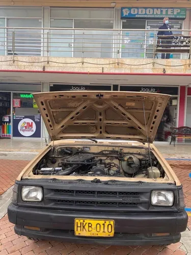 Mazda B2000 2.0 B2000