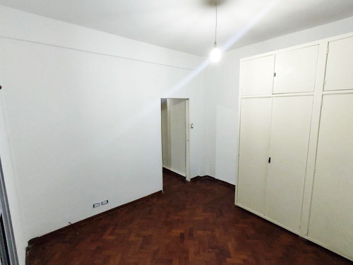 Imagen 4 de 9 de Venta Departamento 2 Ambientes Con Balcón En El Barrio De Almagro Luminoso