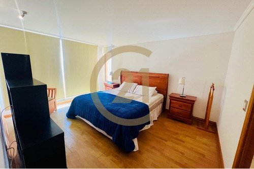 Se Vende Amplio Dpto. Sector Sur Vista Al Mar