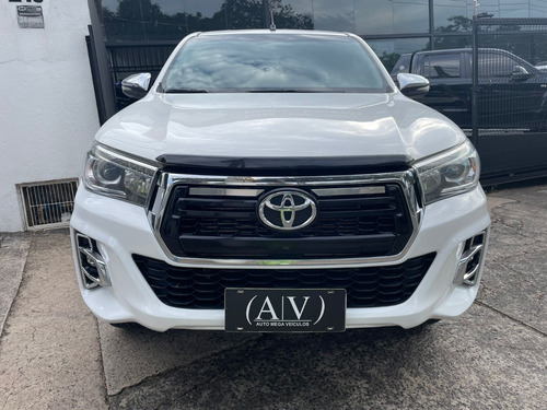 Imagem 2 de 9 de Toyota Hilux Srx 2019