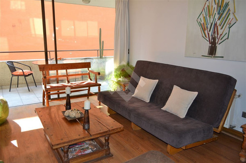 Amplio Departamento En Venta De 3 Dorm. En Las Condes.