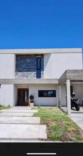 Casa En Alquiler Terralagos Canning