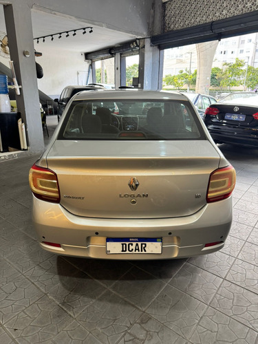 Renault Logan 1.6 Expression Hi-power 4p