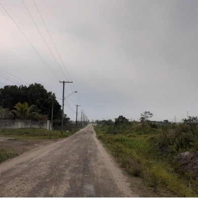 Terreno Perto Da Pista De 300 M² Em Itanhaém | Entrada 7 Mil