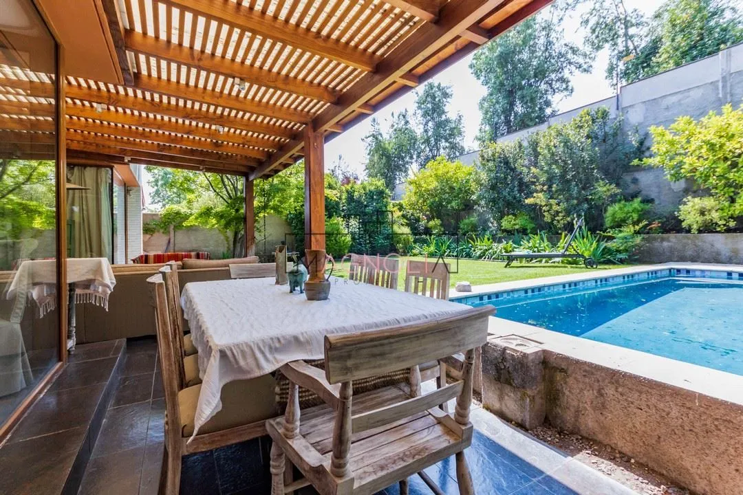 Imagen 2 de 30 de Casa En Venta 5 Dormitorios En Las Condes