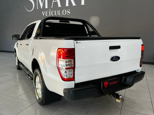 Ford Picape Cabine Dupla Ranger 2.5 Flex 4x2 CD XLS