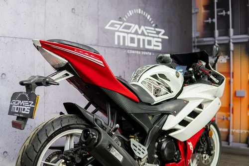 Yamaha R15 150 2014