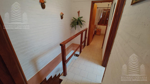 Dúplex En Venta De 2 Dormitorios C/ Cochera En Costa Azul.