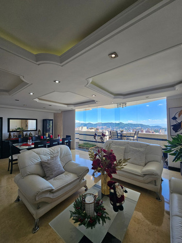 Elena Hidalgo Vende Hermoso Apartamento Residencias Assad Garden El Parral-valencia Carabobo Con Imponente Vista Sobre La Ciudad ,fácil Acceso A La Autopista (solo Clientes)