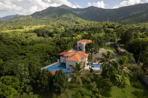 Vendo Villa Entre Dos Ríos: Río Isabela Y Sabana Mina. Localizada En Proyecto Colinas De Minas, Villa Altagracia, Republica Dominicana