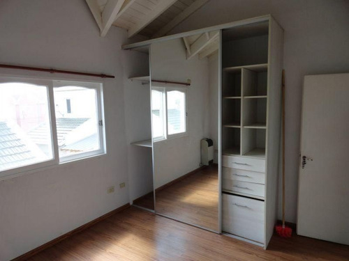 Venta Hermoso Triplex 4 Amb. - Ciudad Evita - Apto Prestamo
