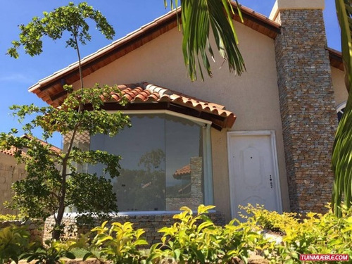 Casas En Venta San Lorenzo Pampatar