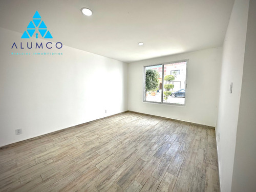 Casa En Venta En Una Cerrada En Momoxpan, Cerca De Periférico Y La Recta A Cholula