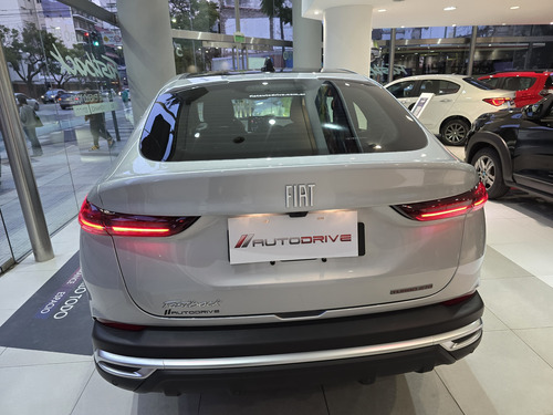 Fiat FASTBACK 1.3 T270 At6