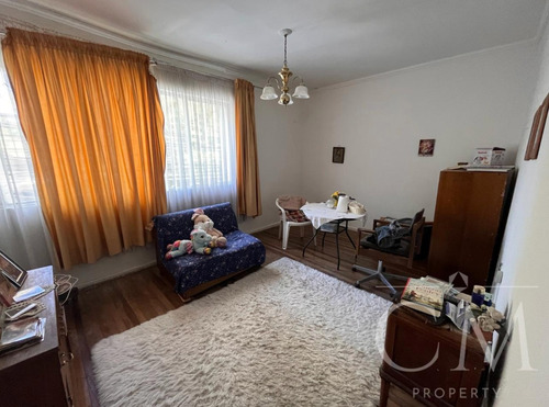 Casa En Concepcion A Una Cuadra De Parque Ecuador