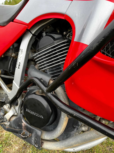 Imagen 7 de 10 de Honda Transalp 600