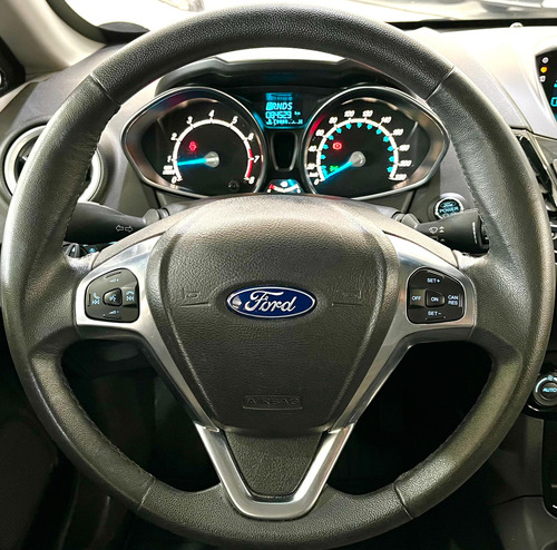 Ford Fiesta Fiesta Tit. 1.6 16V Flex Aut.
