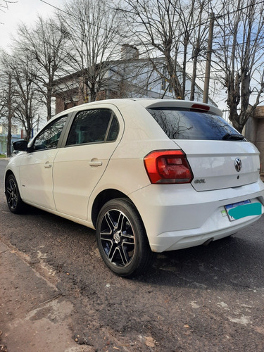 Imagen 8 de 9 de Volkswagen Gol Trend 2021 1.6 Trendline 101cv