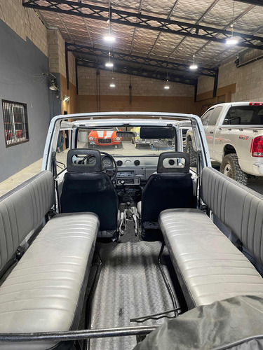 Suzuki Samurai 1.3 Metal/lona