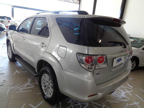 Imagem 8 de 15 de Toyota Hilux Sw4 2.7 Sr 4x2 Aut.
