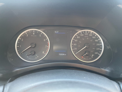 Nissan Sentra 1.8 Advance Cvt