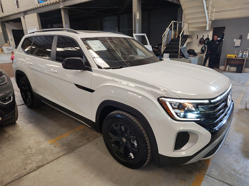 Volkswagen Teramont Peak edition turbo 2.0 lts blindada