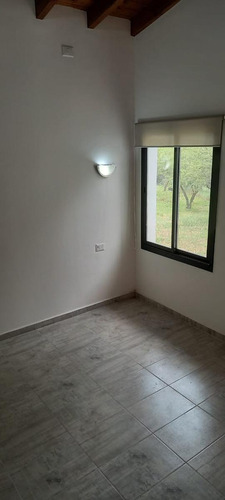 Casa En Venta - 1 Dormitorio 1 Baño - Cocheras - 586mts2 - Villa Rumipal
