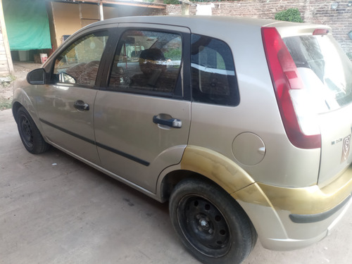 Ford Fiesta 1.6 Ambiente Mp3