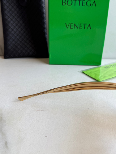 Lentes De Sol Bottega Veneta Sardine Miu Miu Chanel Ysl Océano Dorado Claro Dorado Dorado