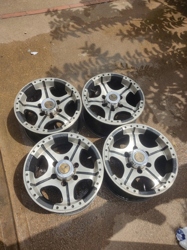 Rines 16 6 Huecos Manzana Toyota