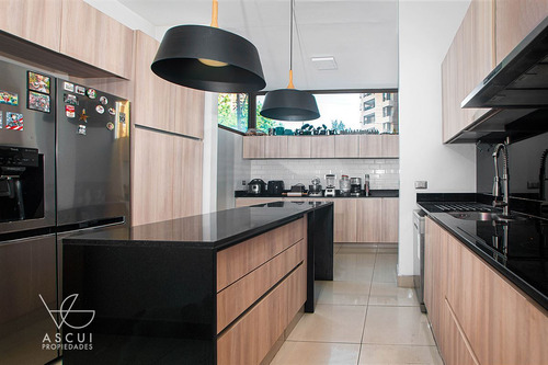 Depto 3 Dormitorios, 3 Baños, Salita, Jardin. Las Condes