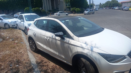 SEAT Ibiza 1.6 Connect Mt Coupe