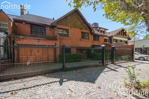 Casa En Venta En Acassuso
