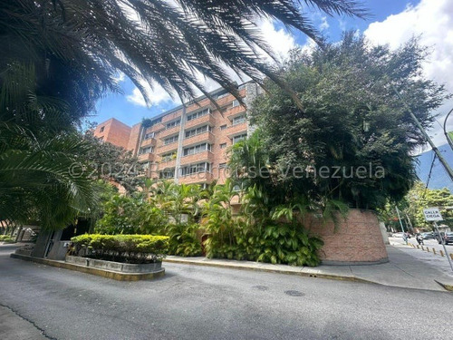 Spectacular Apartamento En Planta Baja En Venta San Marino #24-19771 Lb