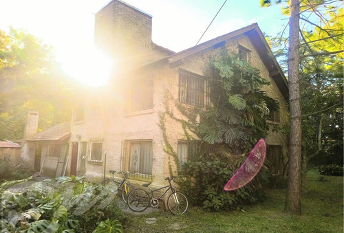 Imagen 5 de 30 de Venta.casa 4 Dormitorios + Casa 2 Dorm Barrio El Cazador